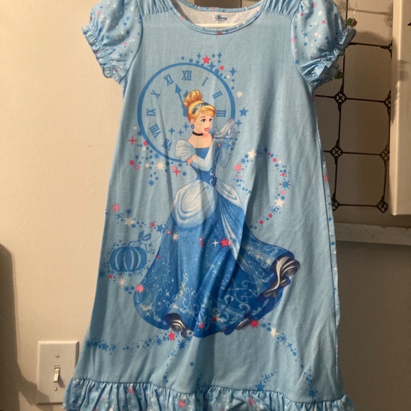 Girls Disney Store Princess nightgowns - Picture 12 of 15